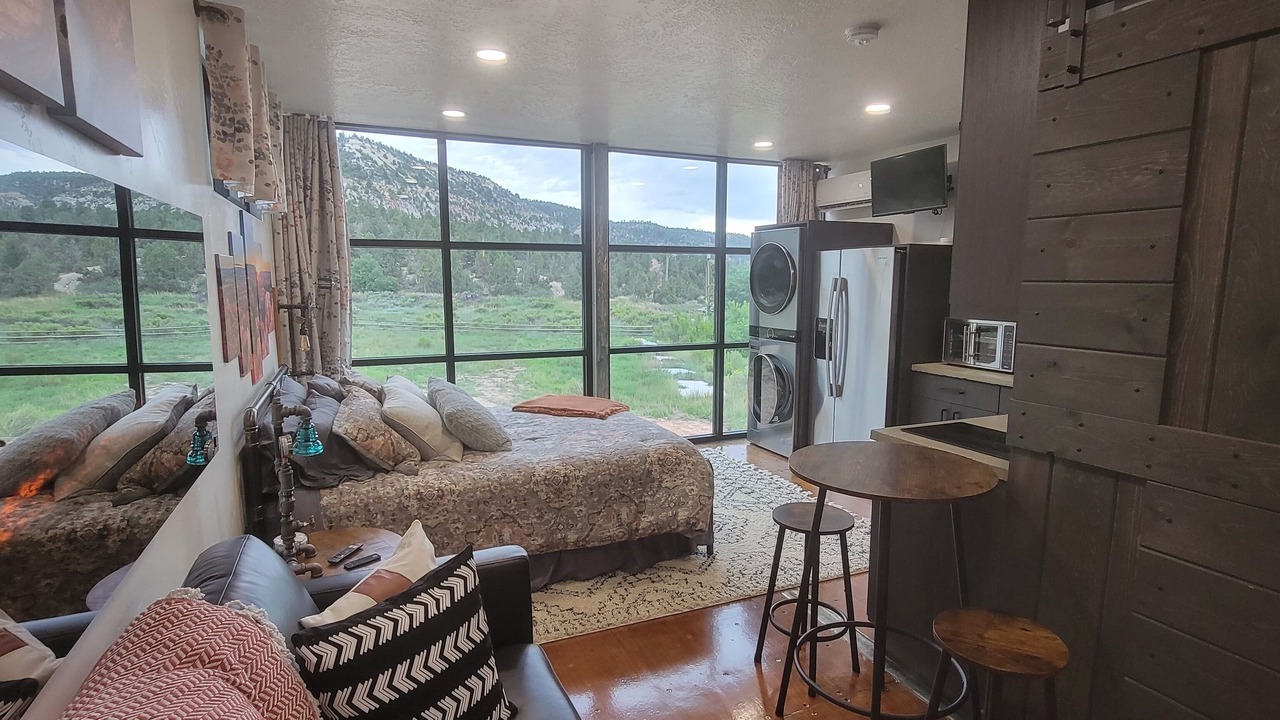 Photo of Bedroom in Glendale