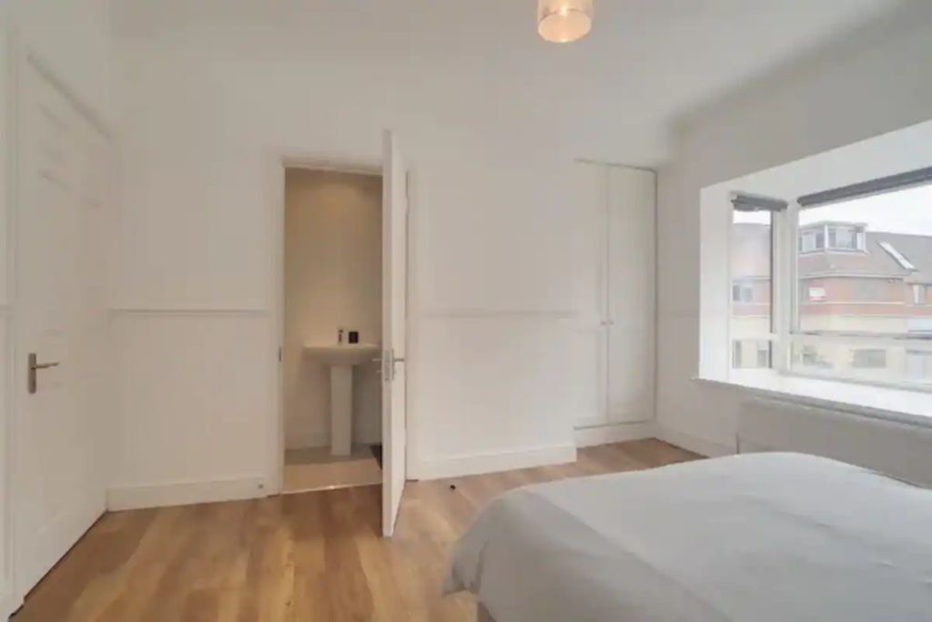 Photo of Bedroom in Island Gardens