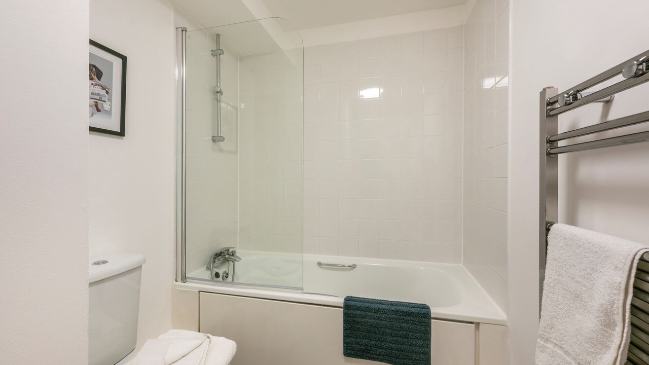 Photo of Bathroom in St. Pancras and Somers Town