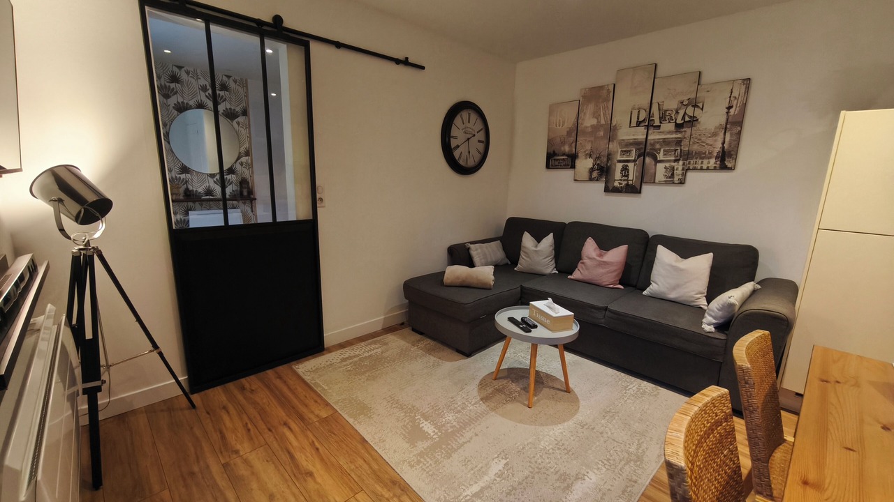 Photo of Livingroom in Le Manoir