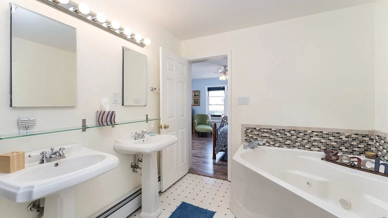 Photo of Bathroom in Shirley