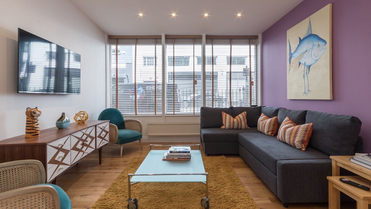 Photo of Livingroom in Fitzrovia