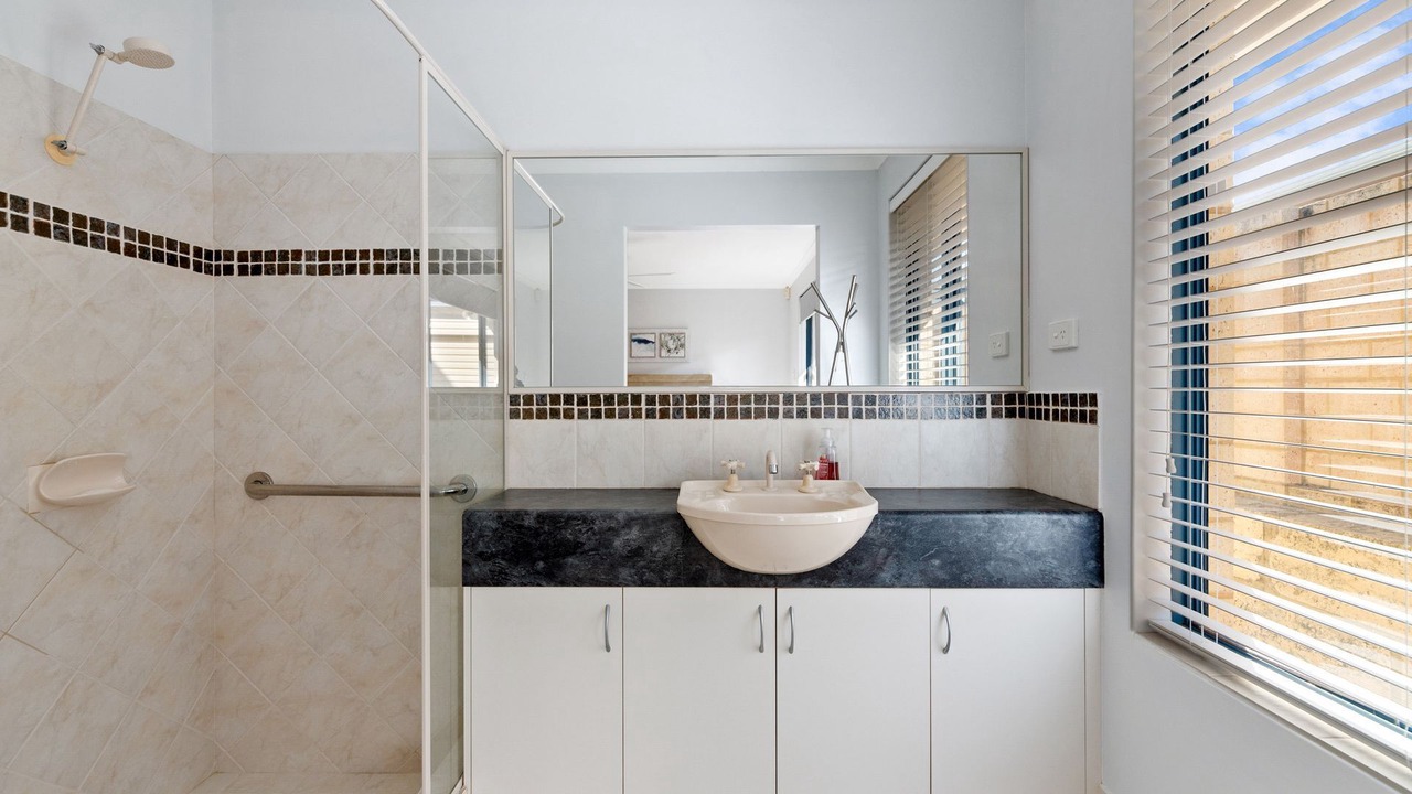 Photo of Bathroom in Wannanup