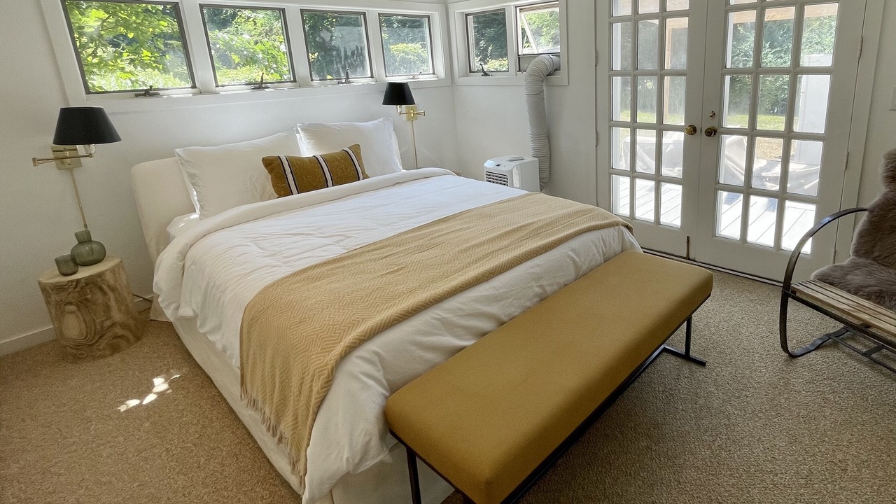 Photo of Bedroom in Silver Beach