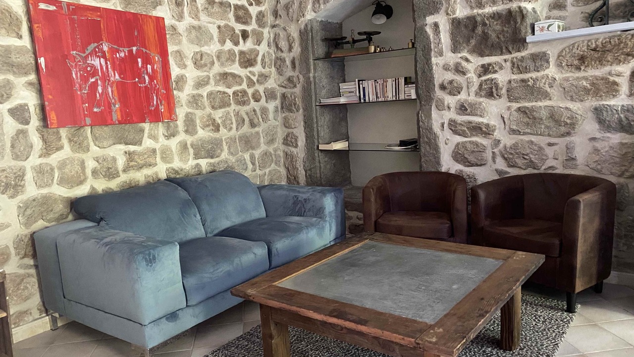 Photo of Livingroom in Lamastre