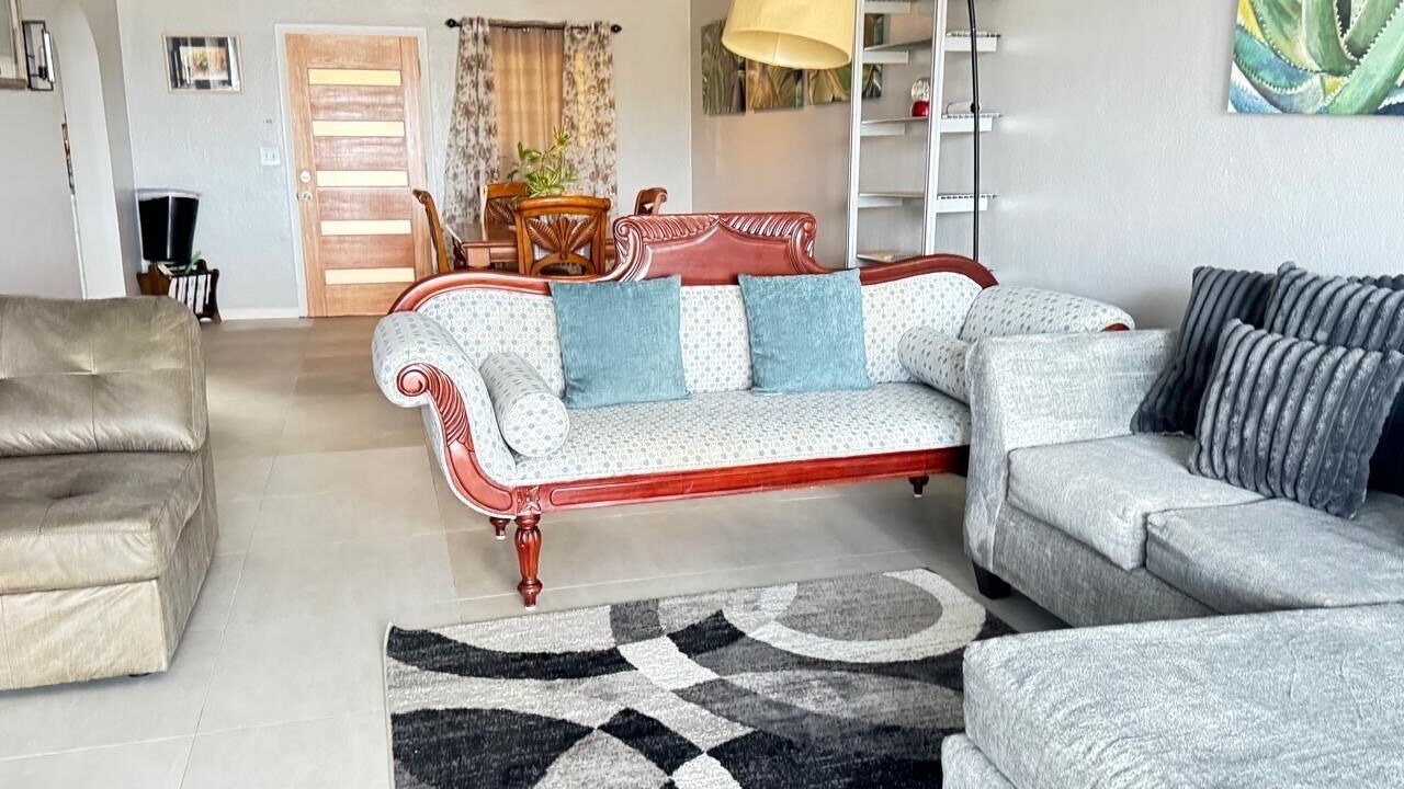 Photo of Livingroom in Estate Saint John