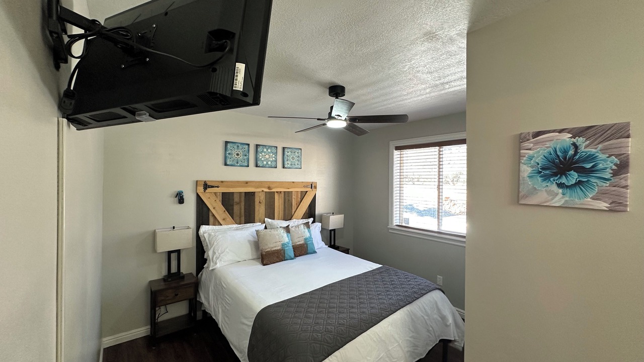 Photo of Bedroom in Sweetwater