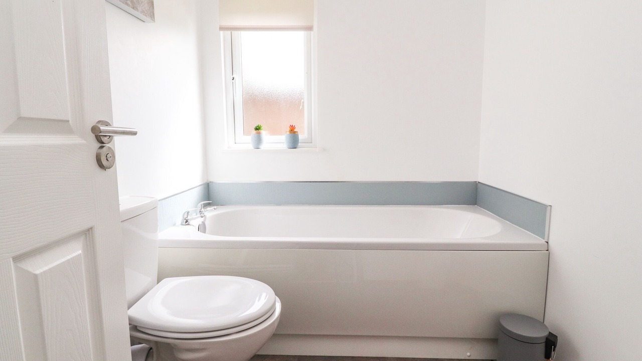 Photo of Bathroom in South Lakeland Leisure Village