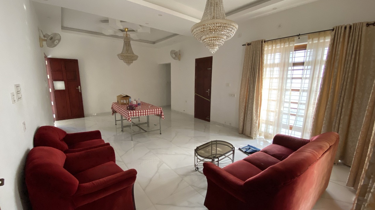 Photo of Livingroom in Perinad
