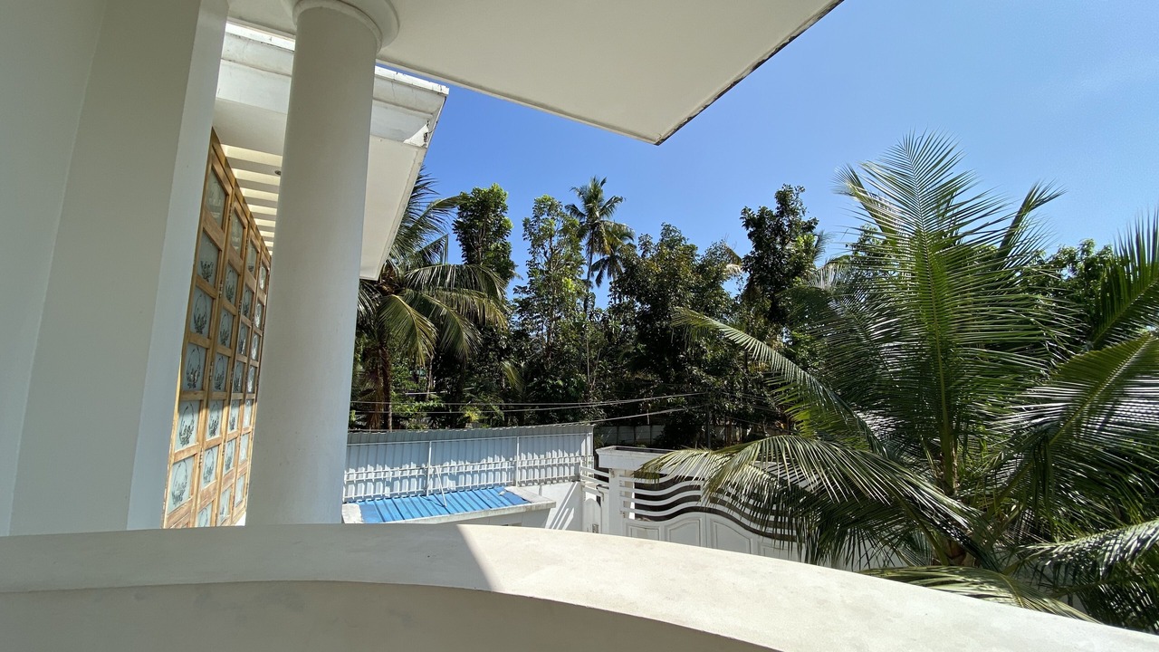 Photo of Outdoor in Perinad