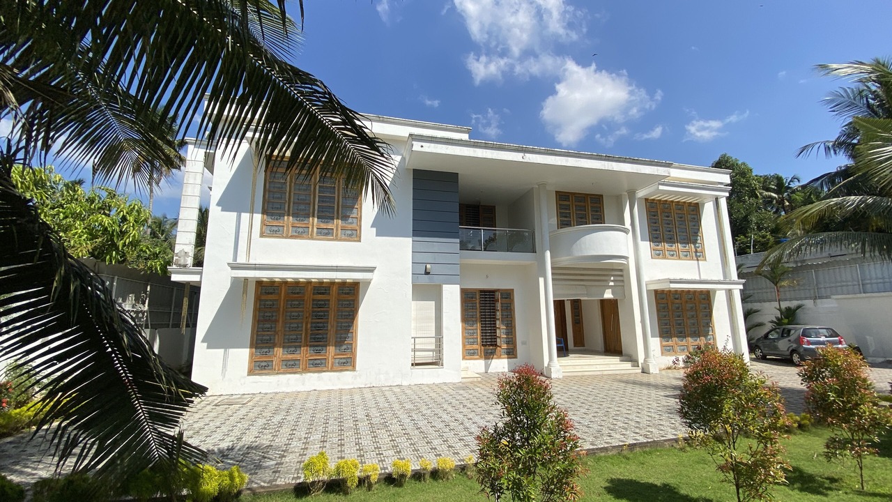 Photo of Outdoor in Perinad