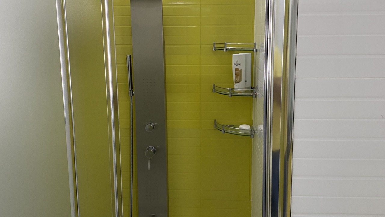 Photo of Bathroom in Perinad