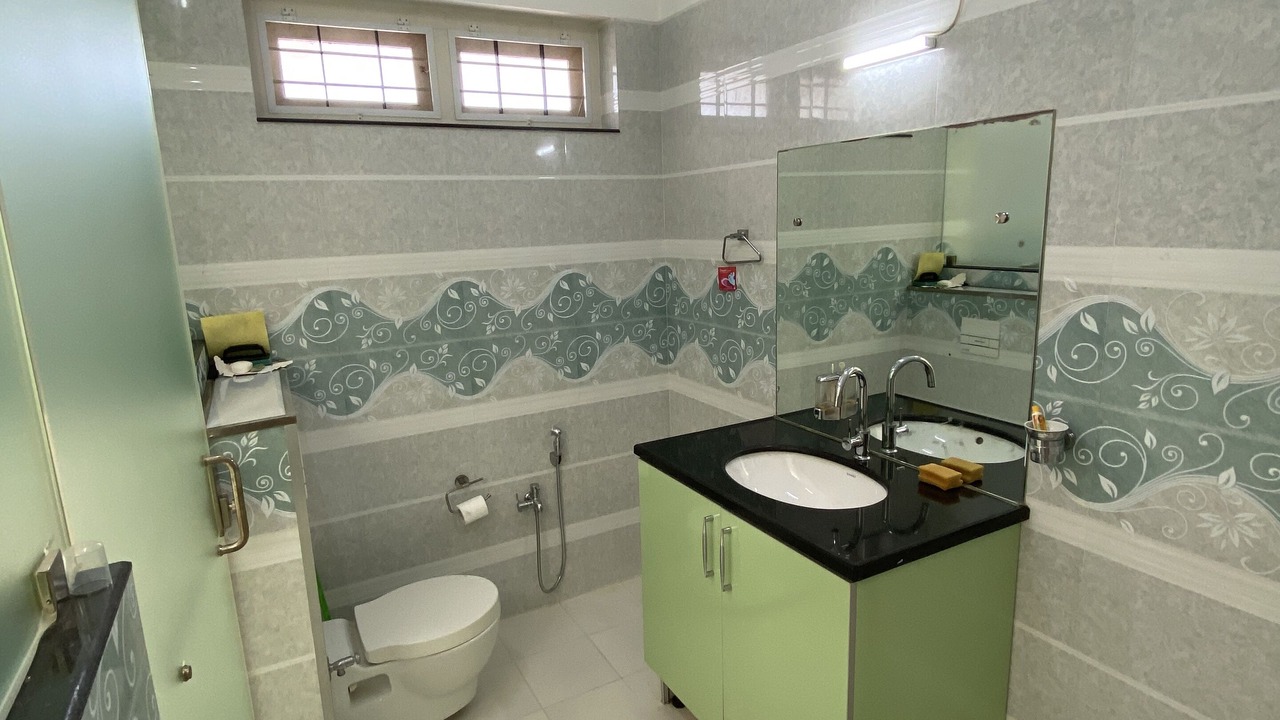 Photo of Bathroom in Perinad