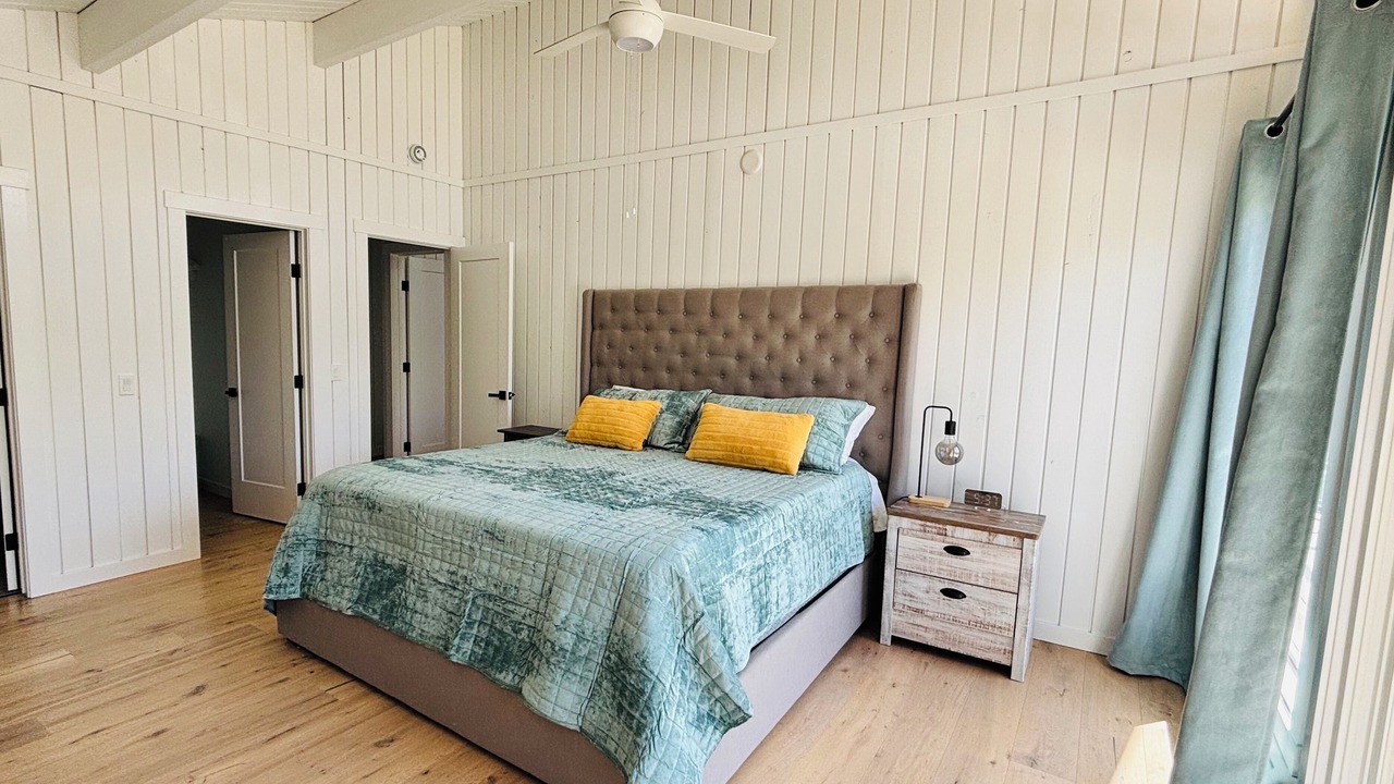 Photo of Bedroom in Sylvan Lake
