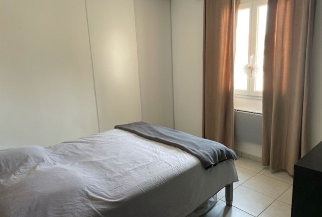 Photo of Bedroom in Caumont-sur-Durance