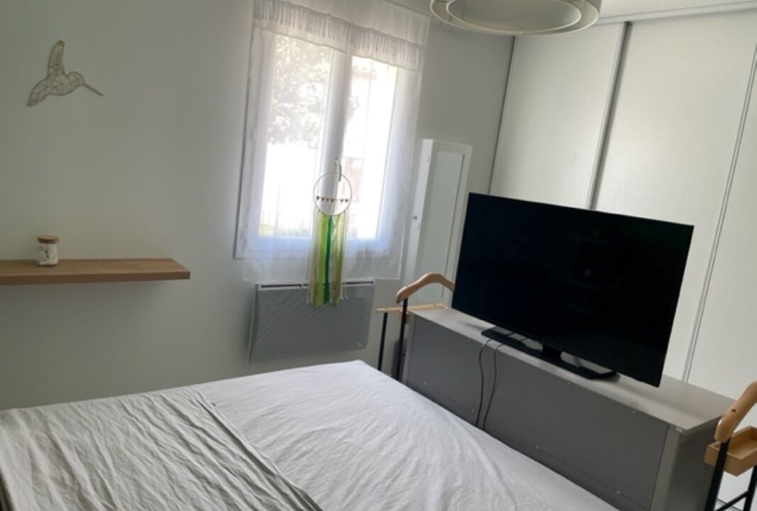 Photo of Bedroom in Caumont-sur-Durance