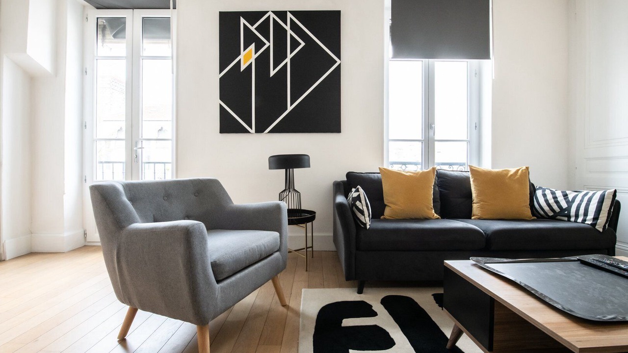 Photo of Livingroom in Jules Ferry - Recamier