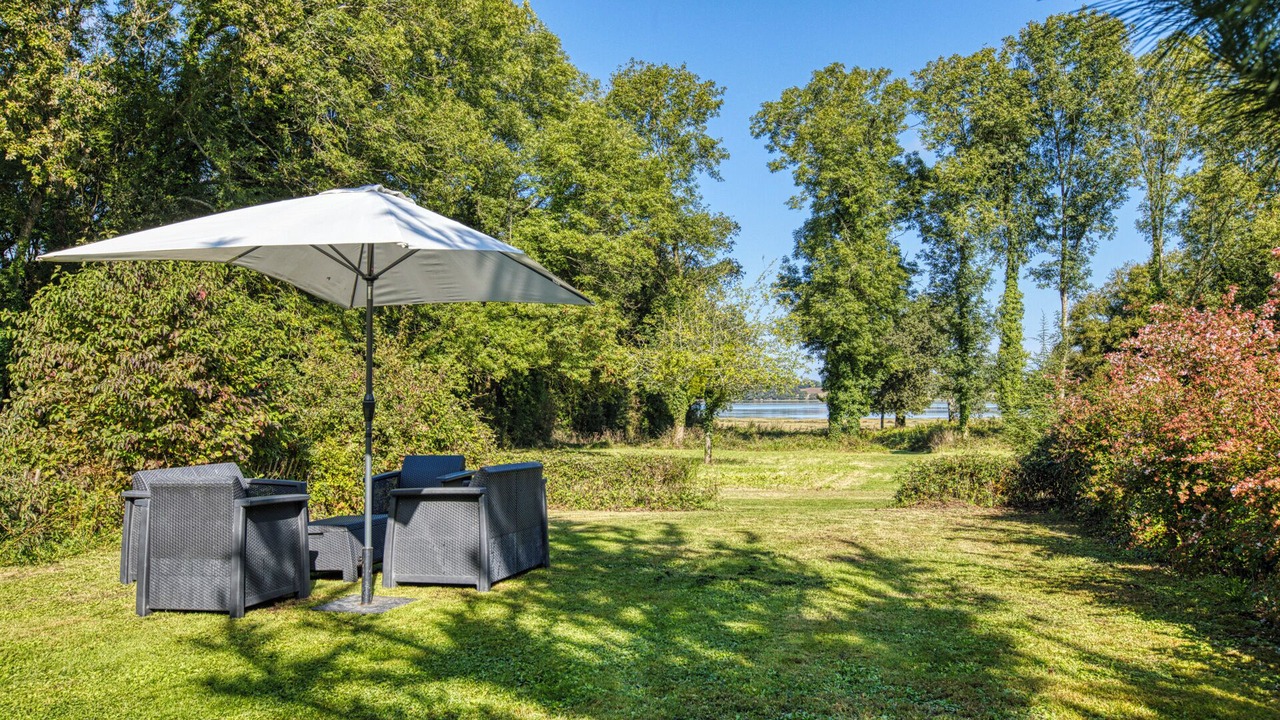 Photo of Outdoor in Locoal-Mendon