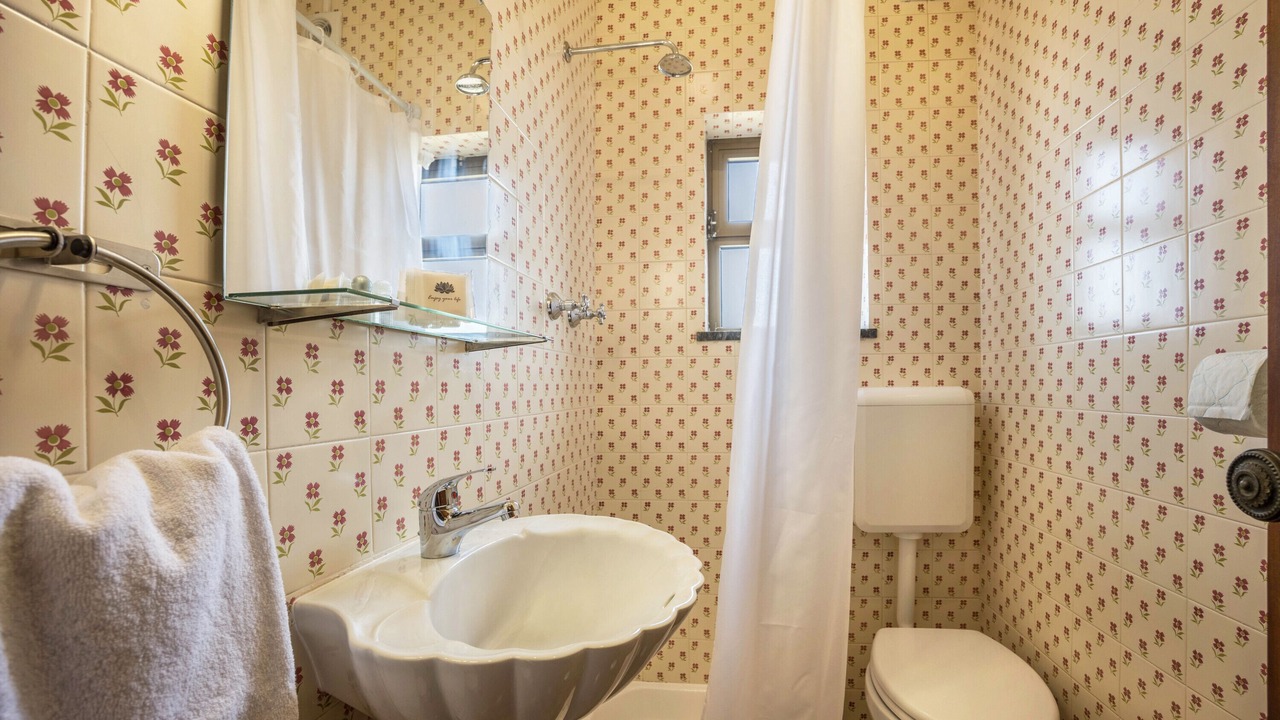 Photo of Bathroom in Sagres