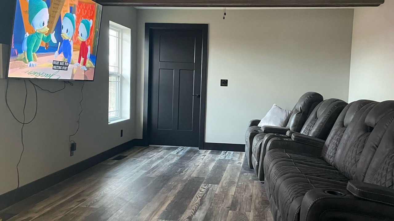 Photo of Livingroom in Wolf Creek