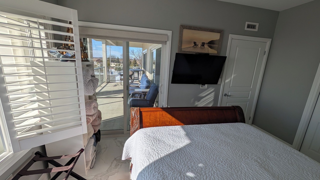 Photo of Bedroom in Long Point