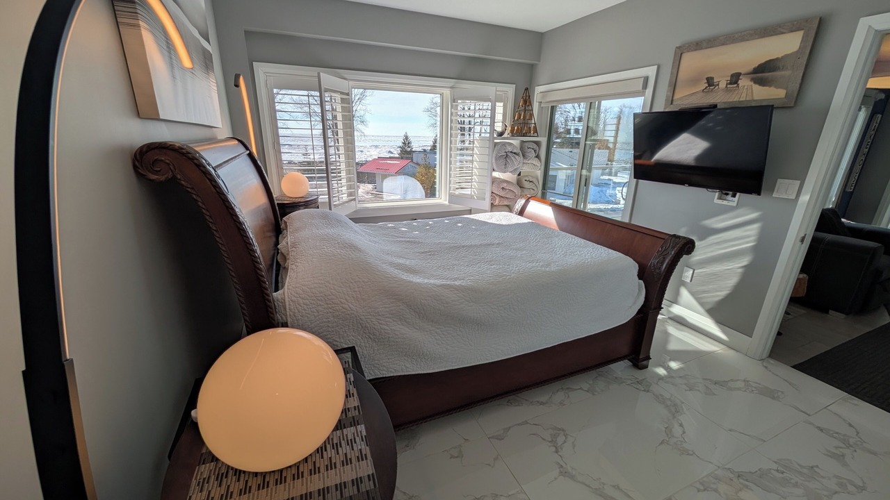 Photo of Bedroom in Long Point
