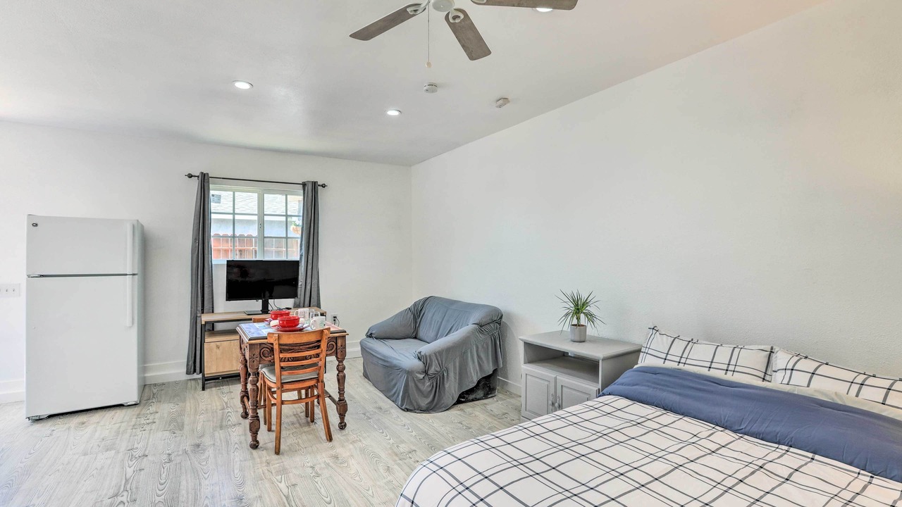 Photo of Bedroom in Lompoc