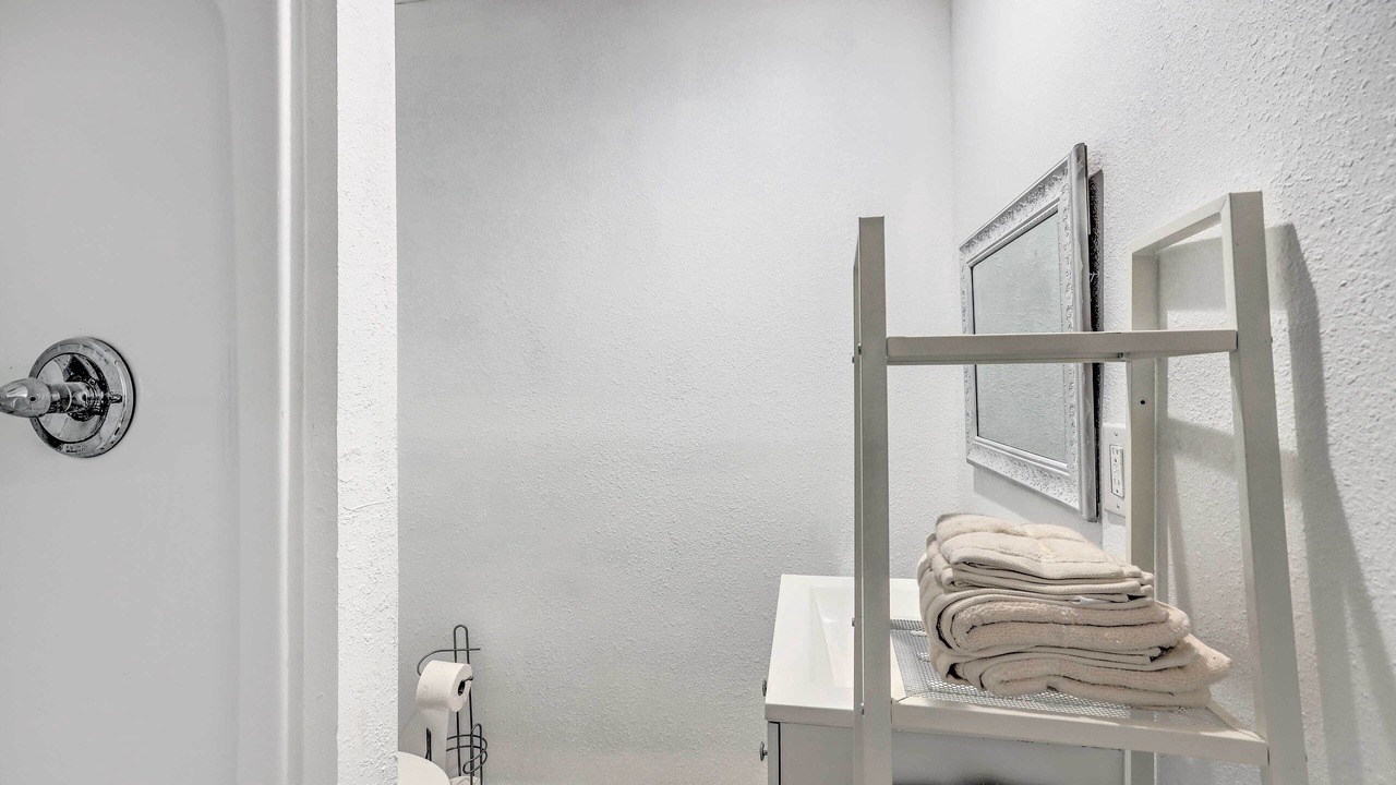 Photo of Bathroom in Lompoc