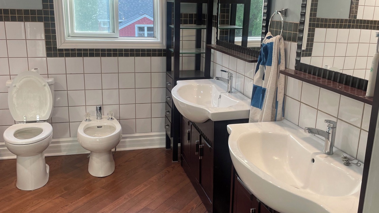 Photo of Bathroom in Scugog
