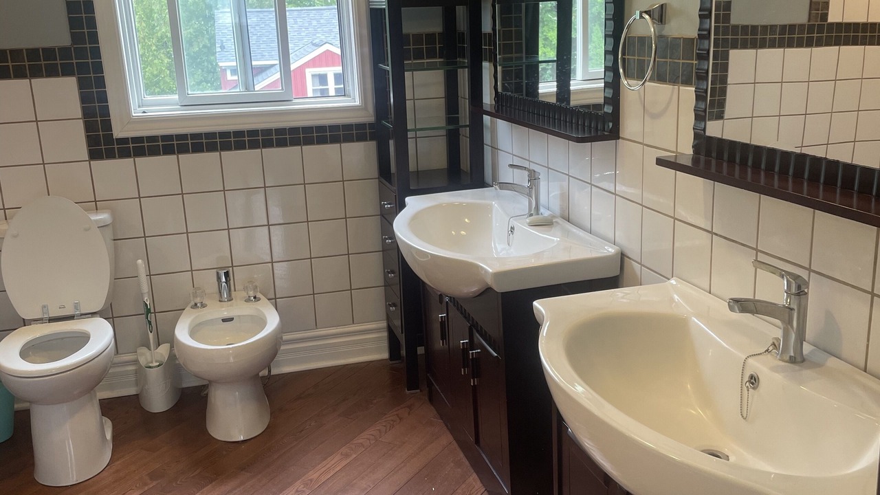 Photo of Bathroom in Scugog