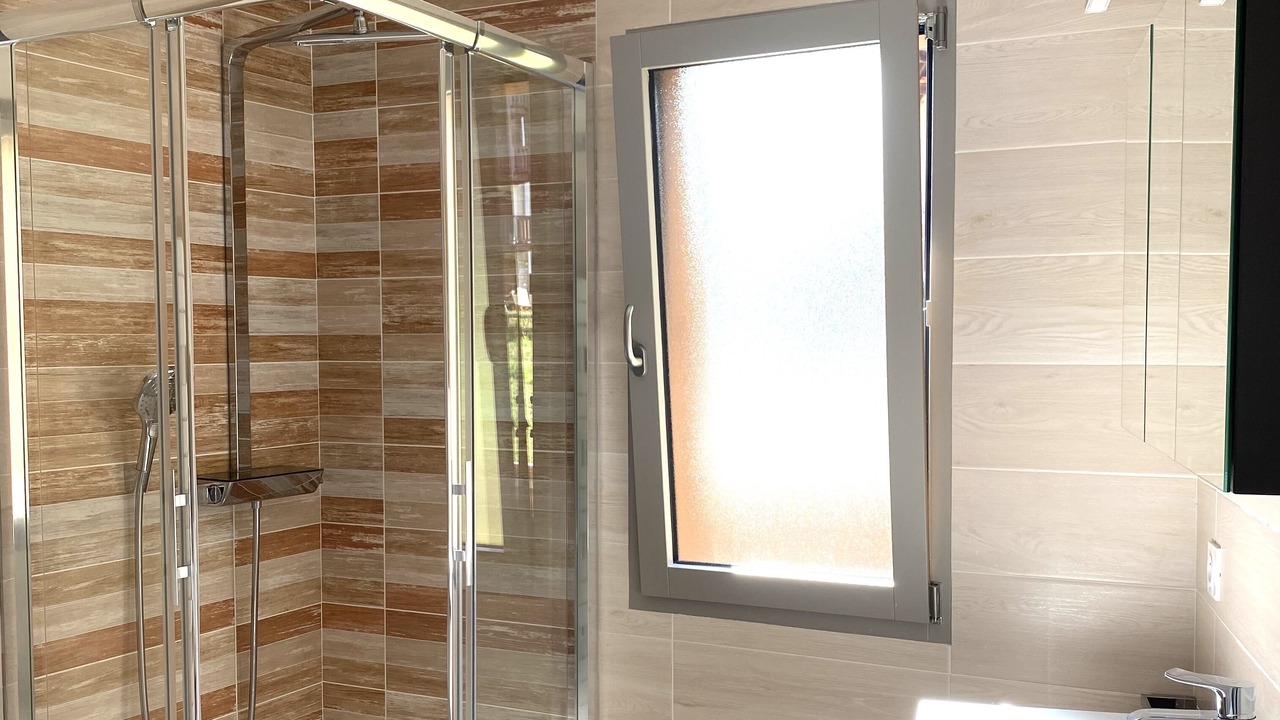Photo of Bathroom in Lanslevillard