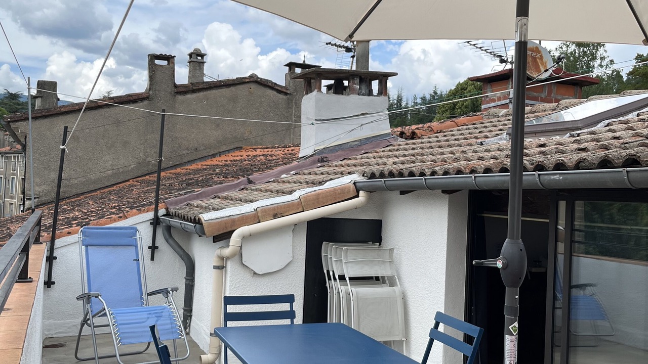 Photo of Outdoor in Aveze