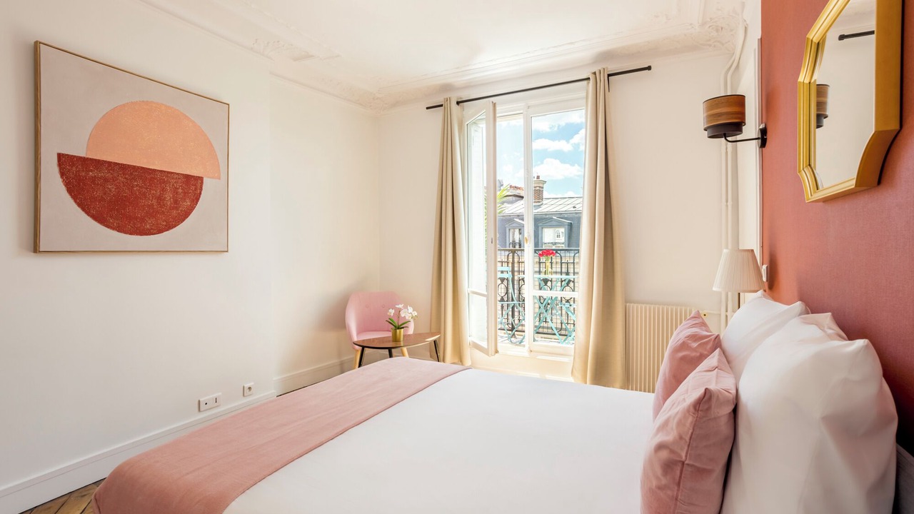 Photo of Bedroom in Faubourg-du-Roule