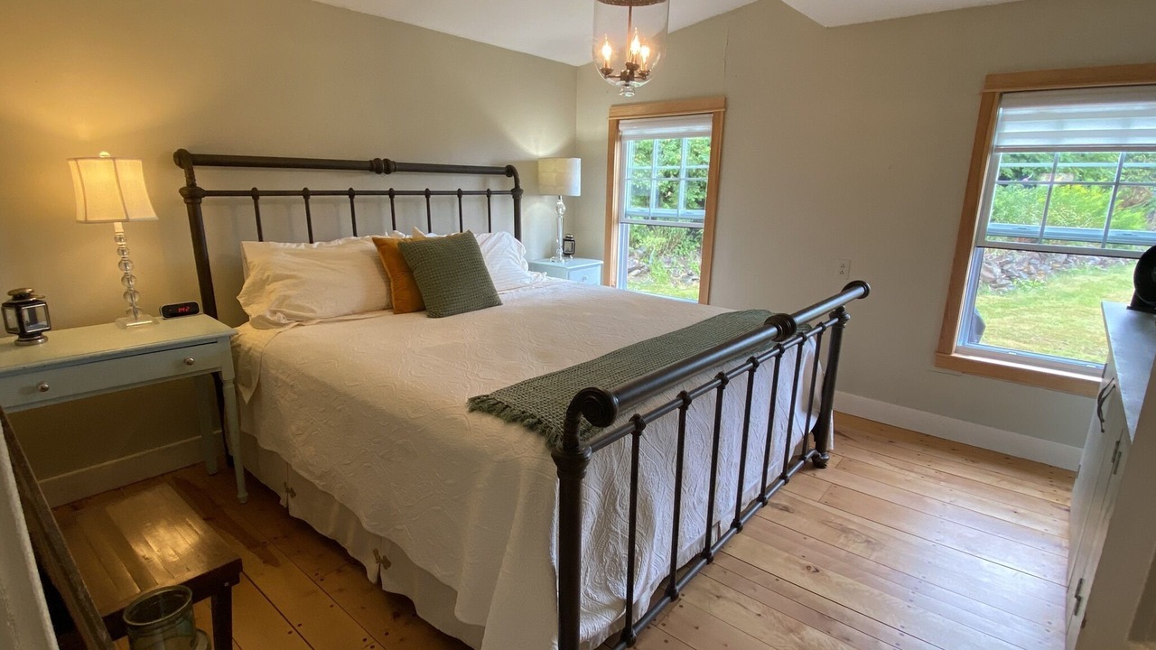 Photo of Bedroom in Hall's Harbour