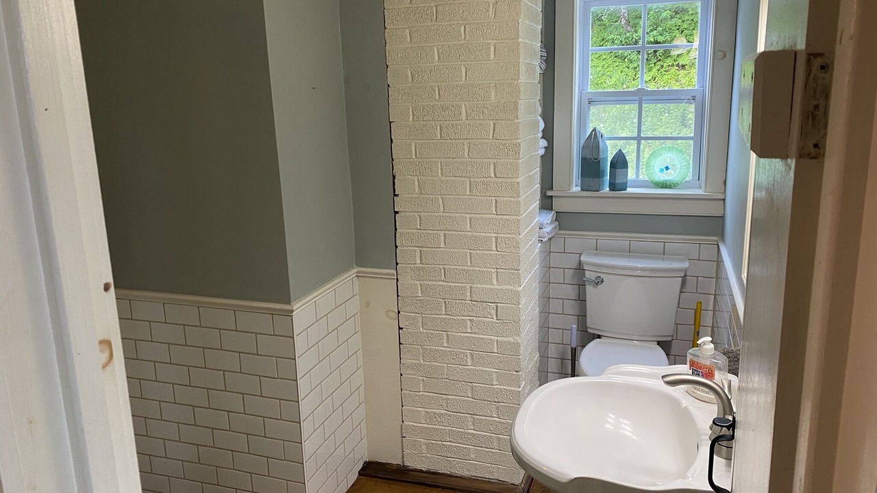 Photo of Bathroom in Hall's Harbour