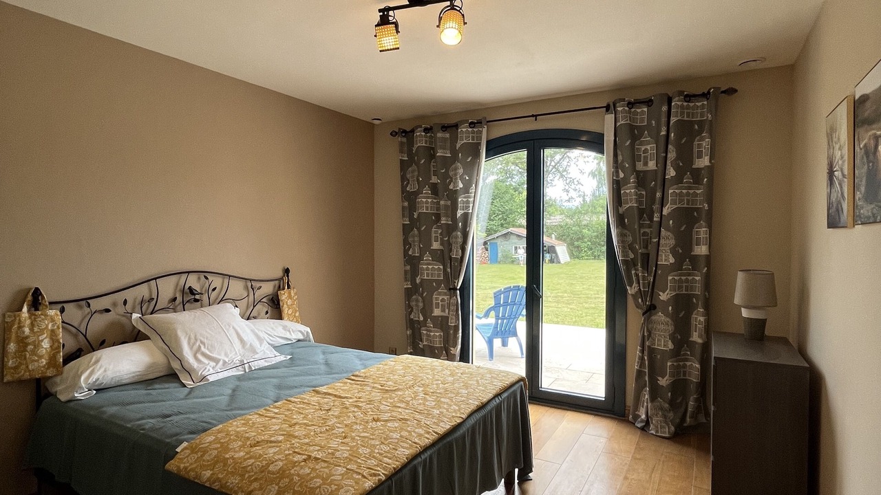 Photo of Bedroom in Saint-Paul