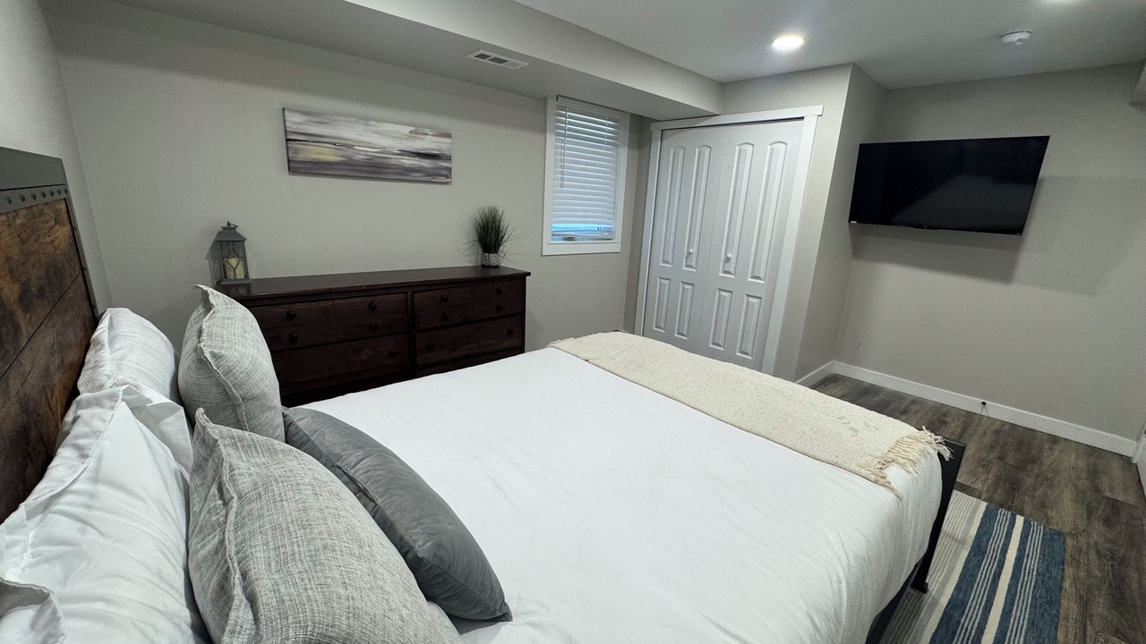 Photo of Bedroom in Millcreek