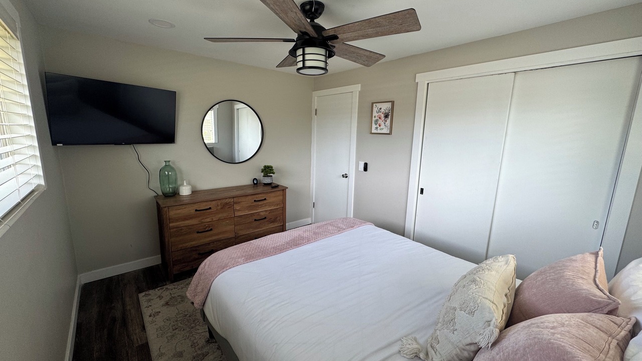 Photo of Bedroom in Millcreek