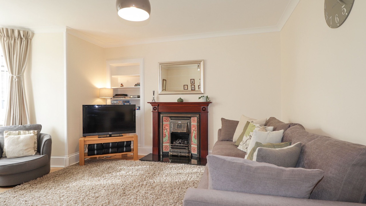 Photo of Livingroom in Inverness City Centre
