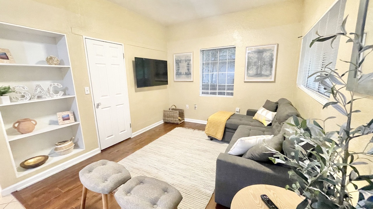 Photo of Livingroom in Southeastern Sacramento