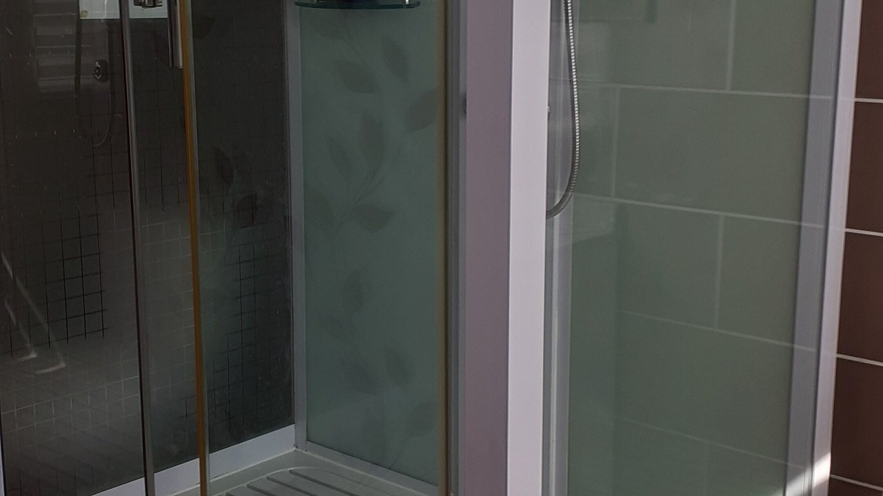 Photo of Bathroom in Druyes-les-Belles-Fontaines