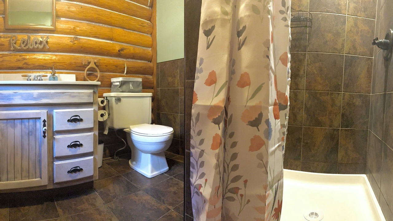 Photo of Bathroom in Ironton
