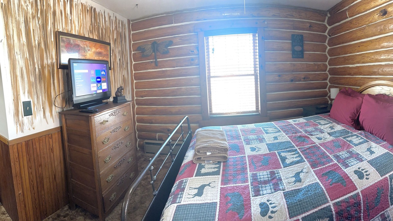 Photo of Bedroom in Ironton