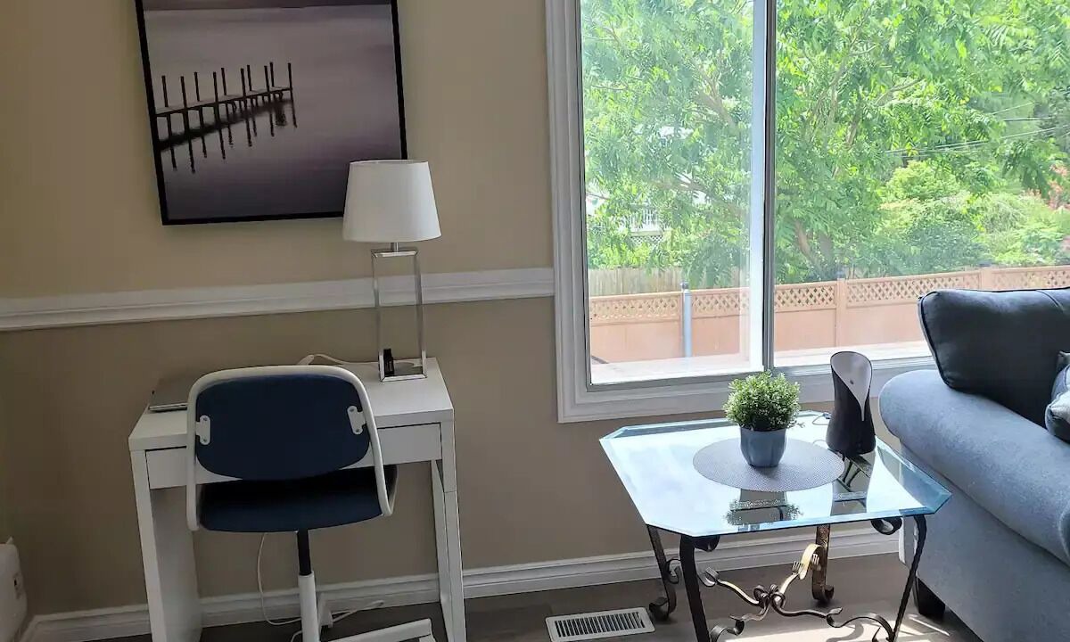 Photo of Livingroom in Abbotsford