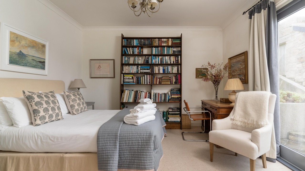 Photo of Bedroom in Zennor