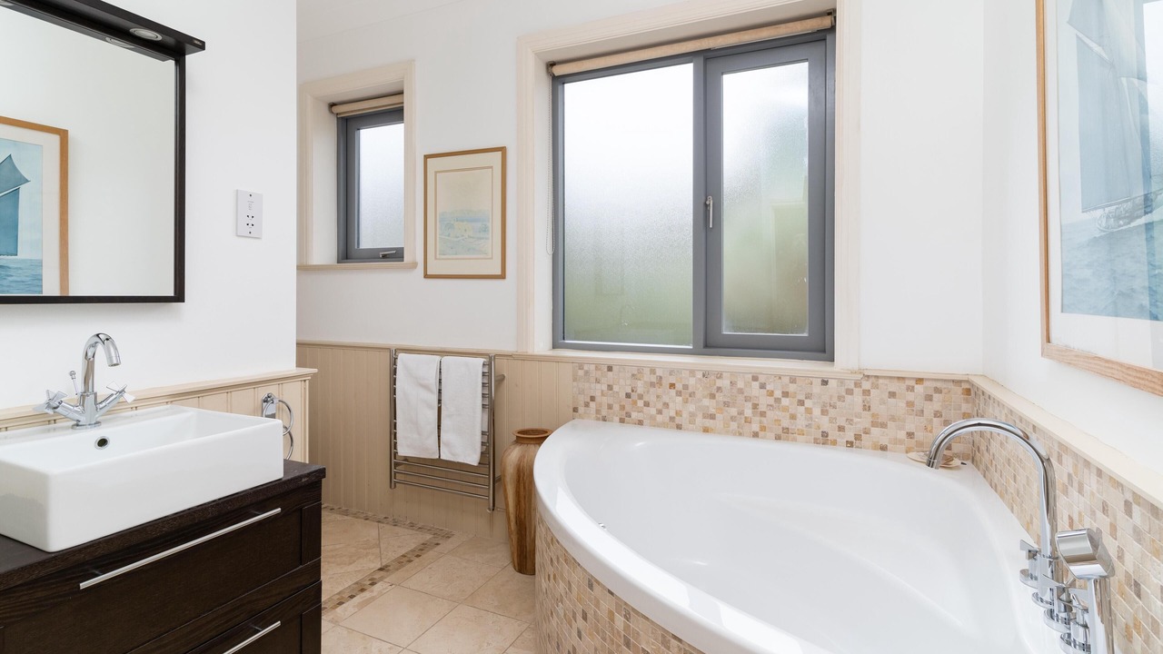 Photo of Bathroom in Zennor