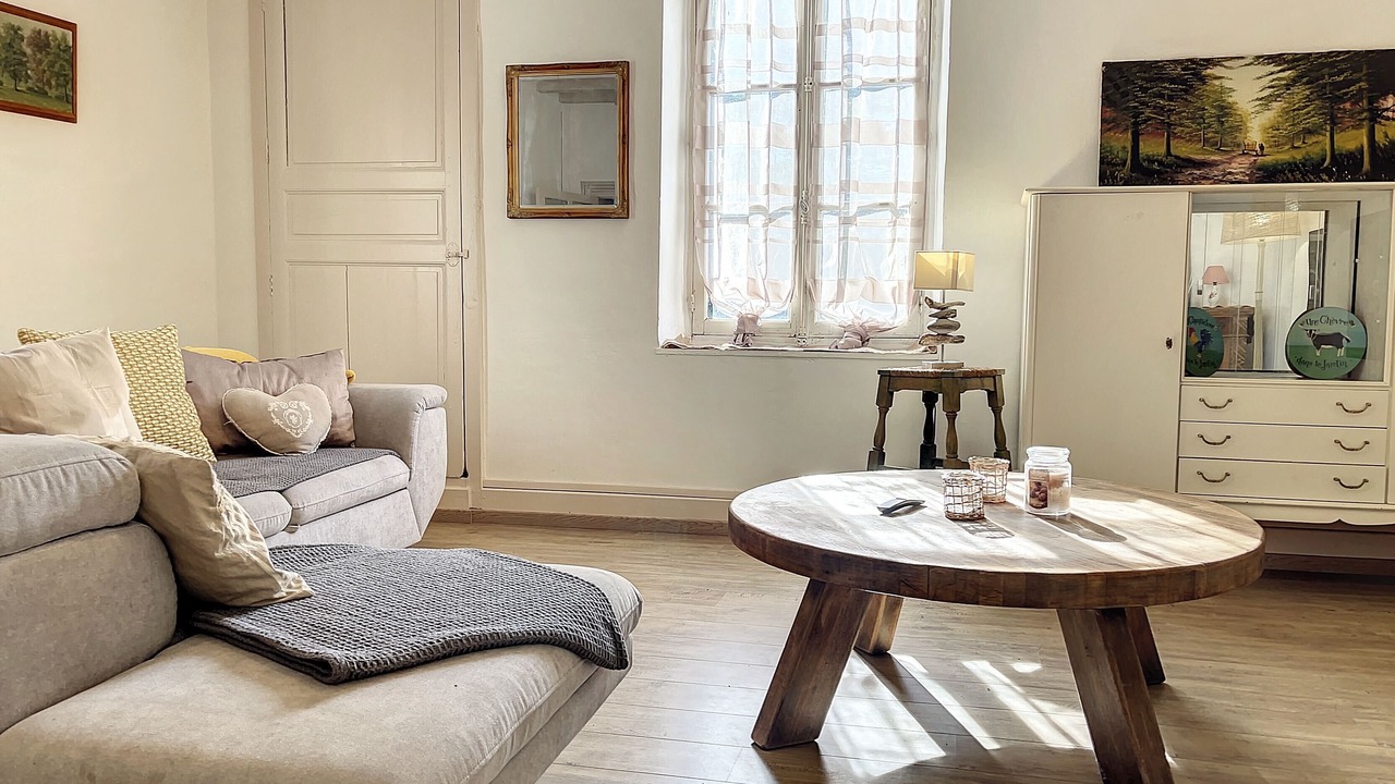 Photo of Livingroom in Sully