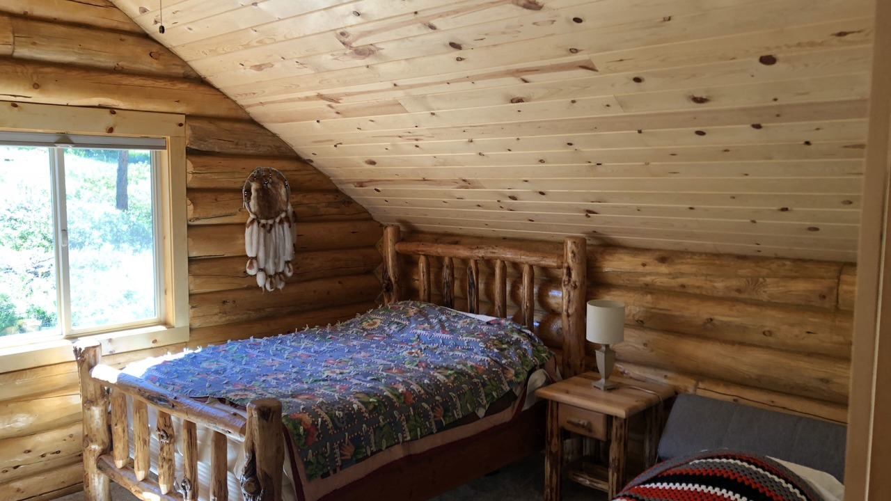 Photo of Bedroom in Tamarack Resort