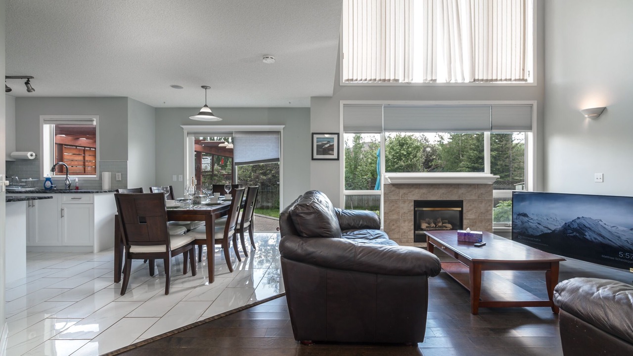 Photo of Livingroom in Northwest Calgary