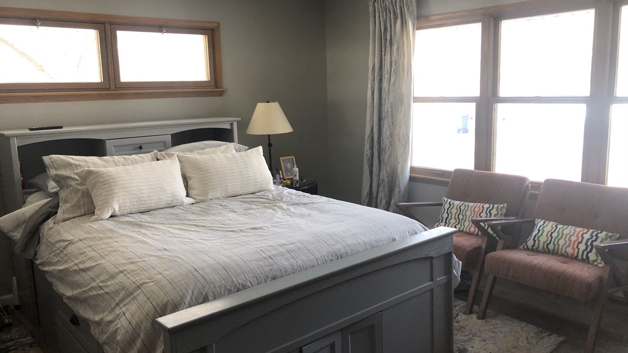 Photo of Bedroom in Black Wolf